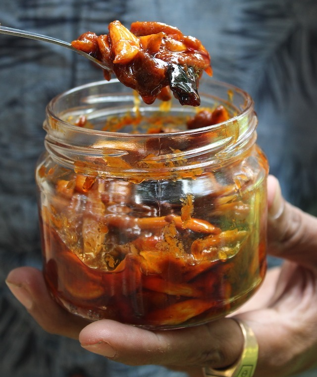 Andhra Garlic Pickle