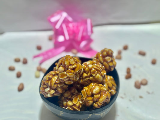 Peanut ladoo/ Palli Undalu / Bellam Verusenaga Pappu Undalu