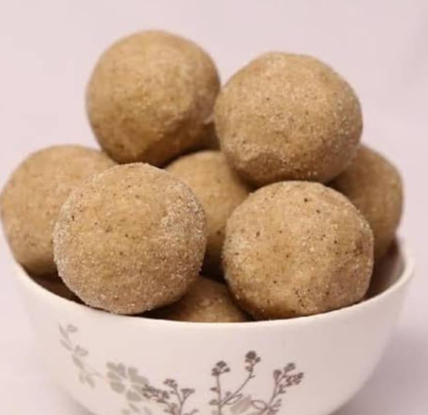 Sugar Sunnundalu / Minapa Sunnundalu / Urad Dal laddu