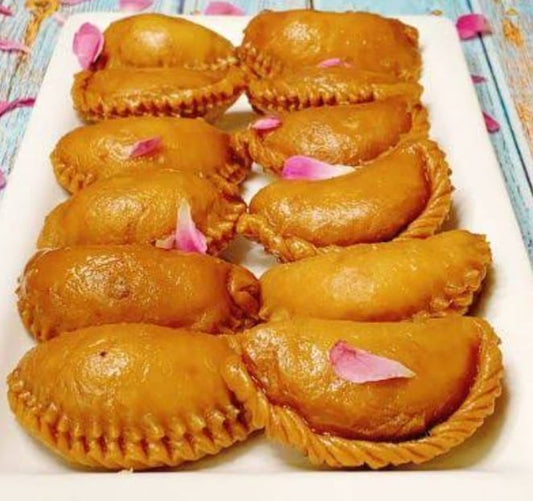 Kova Puri (Chandrakala) Sweet